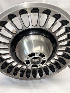 Front Wheel 17" X 3" 28 Spoke Knuckles 43493-09 ** Needs Bearings**