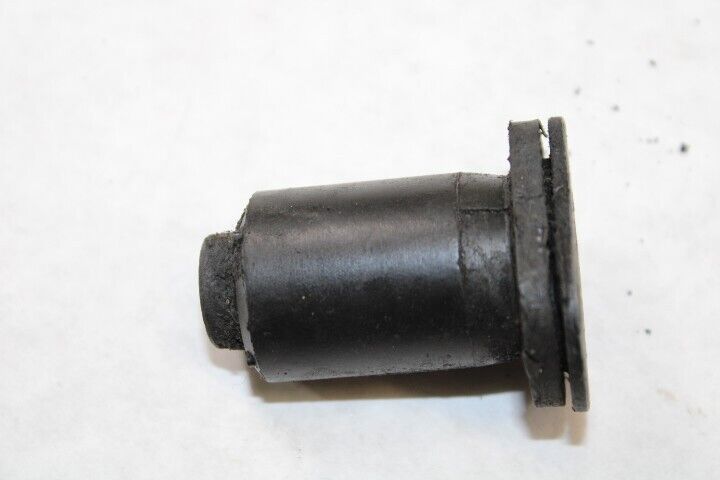Engine Mount Damper 3 1AA-15336-00 1990 Yamaha Vmax VMX12 1200