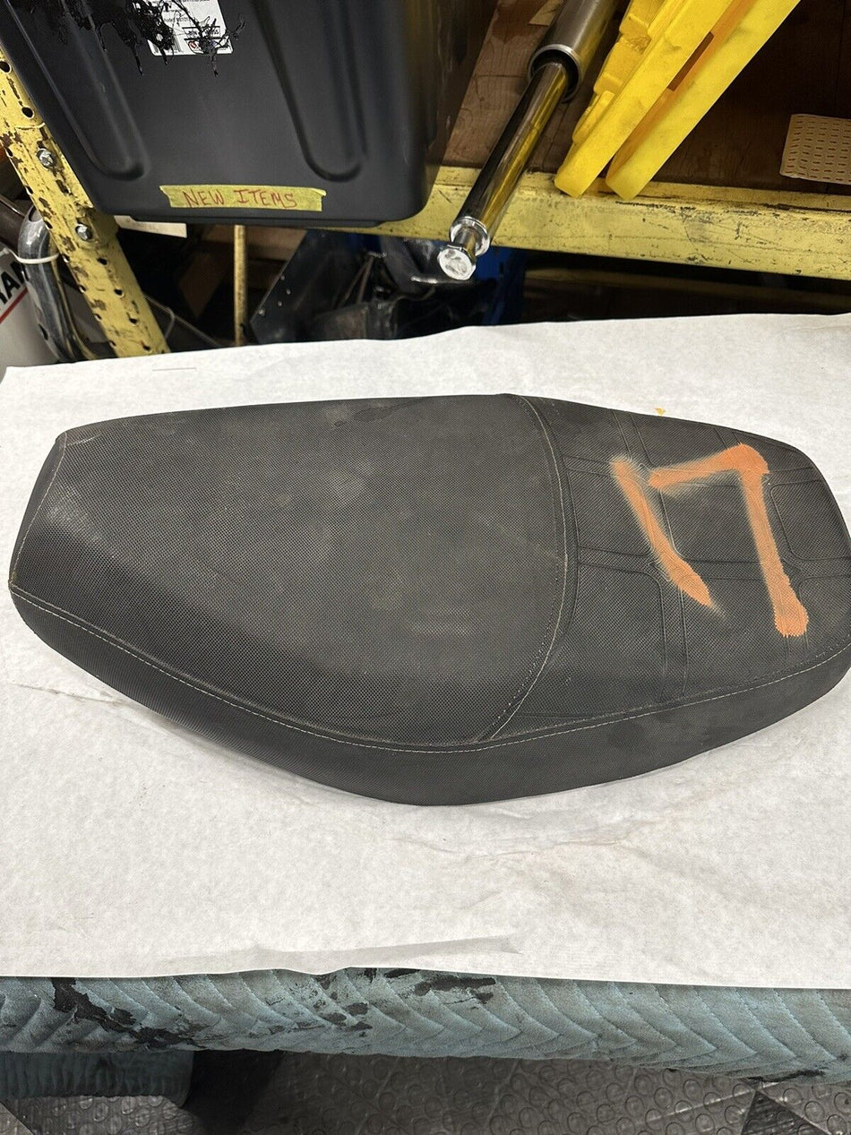 SEAT ASSY. 2001 Suzuki Bandit GSF1200S 45100-31F11-BH4