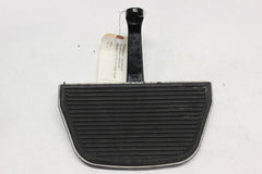 Passenger Floorboard Footboard 50613-91, Bracket 52719-10 2006 FLHT