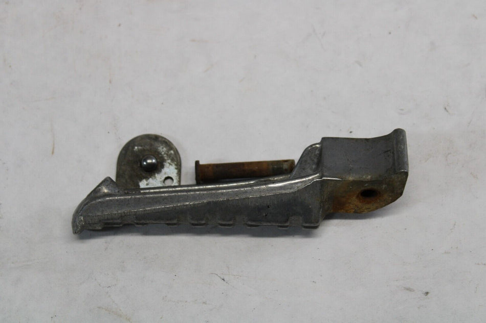 REAR PASS LEFT FOOTREST 1HX-27431-00-00 1994 YAMAHA FZR600R