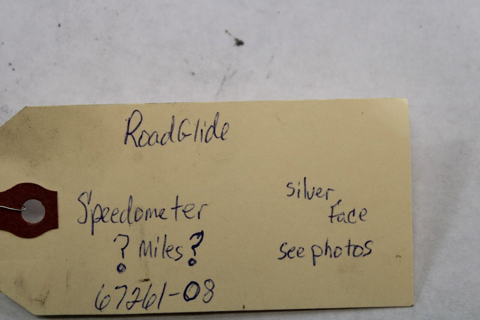 Speedometer Silver Face 67261-04 on part 67457-04 Harley Davidson