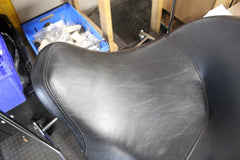 2 Up Seat Harley Davidson 52164-10 Small Rip