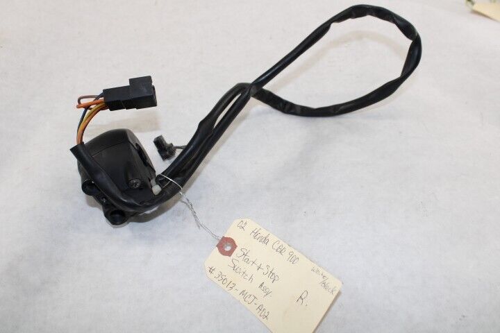 OEM Honda Motorcycle 2002 CBR900 Start/Stop Switch Assy. R #35013-MCJ-A02