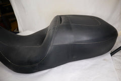 OEM Harley Davidson Seat 2011 Ultra Classic 52164-10