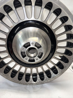 Front Wheel 17" X 3" 28 Spoke Knuckles 43493-09 ** Needs Bearings**